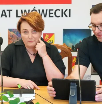 Radni zwołali sesję nadzwyczajną ws. katastrofy ekologicznej powiat sesja nadzwyczajna katastrofa jezioro pilchowice 08