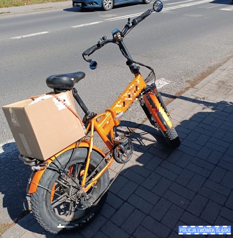 Przyjechał do Lwówka Śląskiego rowerem elektrycznym. Grozi mu więzienie