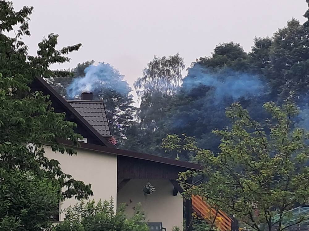 Strażacy na miejscu pożaru