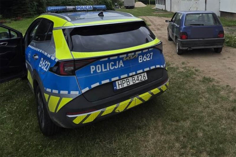 Jechali do Bolesławca na basen. Zatrzymała ich Policja